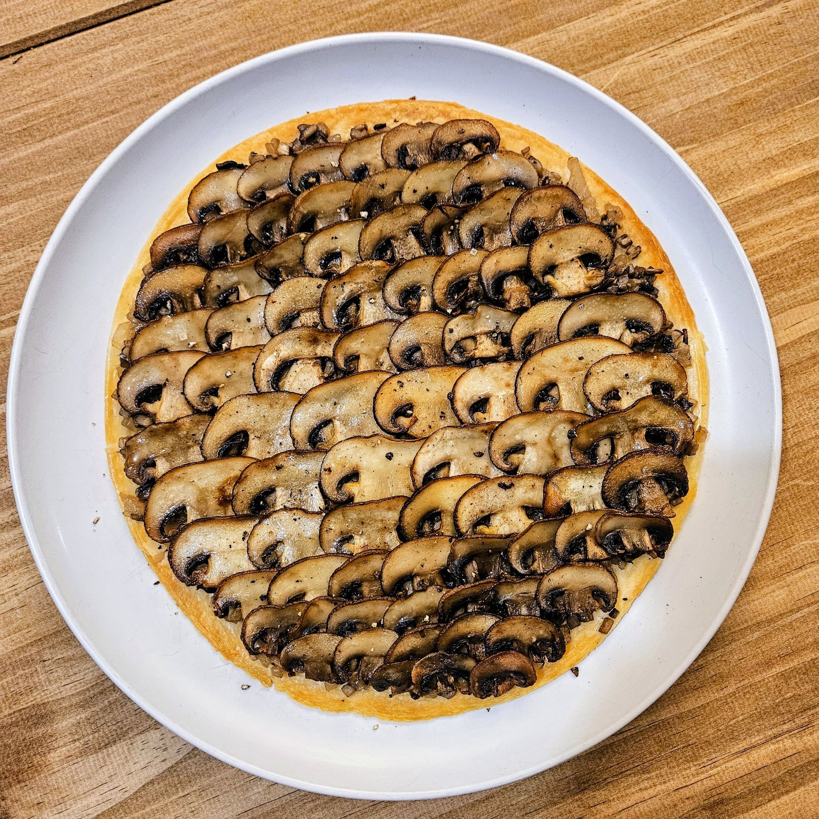 Tarte fine aux champignons de Paris